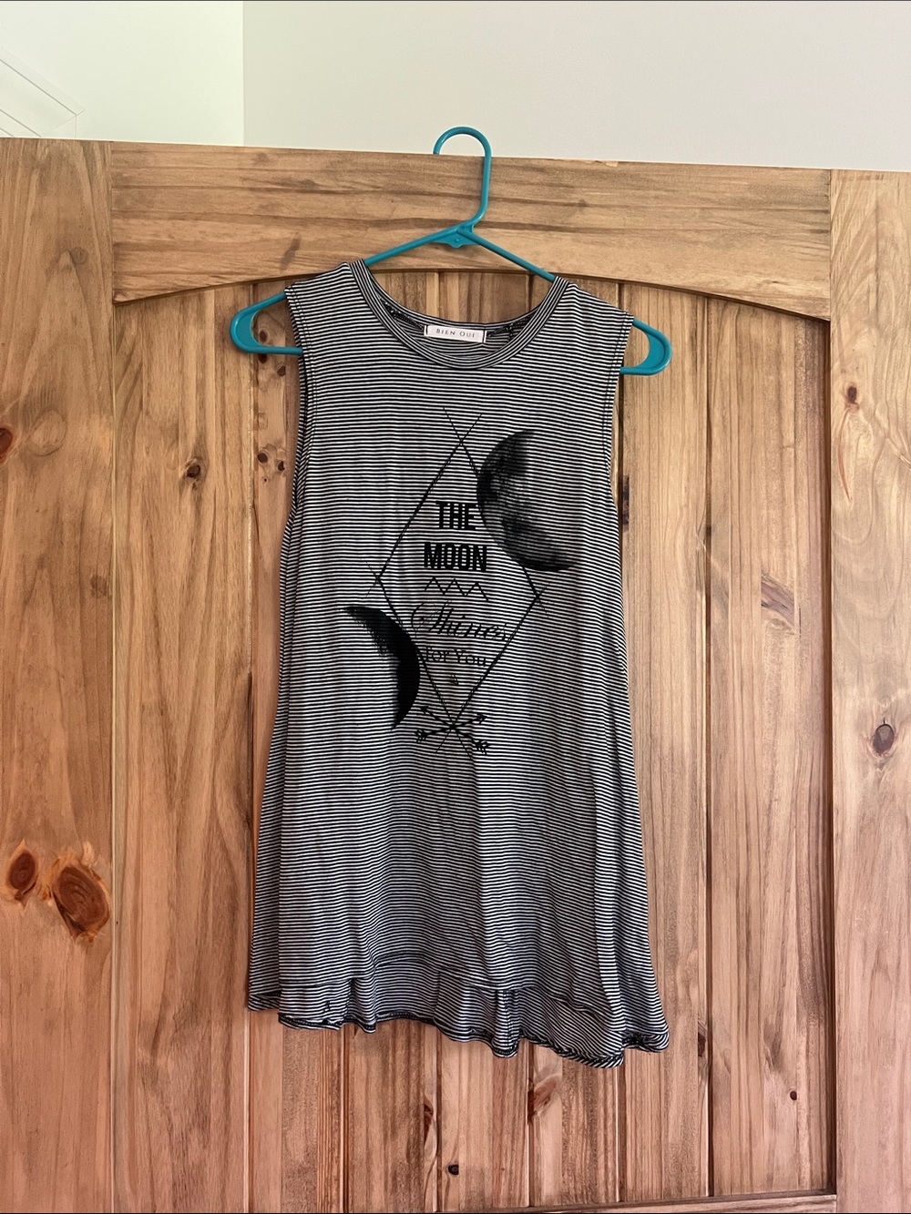 Bien Oiu Black and White Striped Moon Graphic Tank
